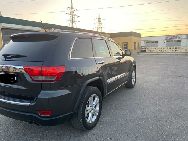 Jeep Grand Cherokee 2011, 157,190 km - 3.6 л - Sumqayıt