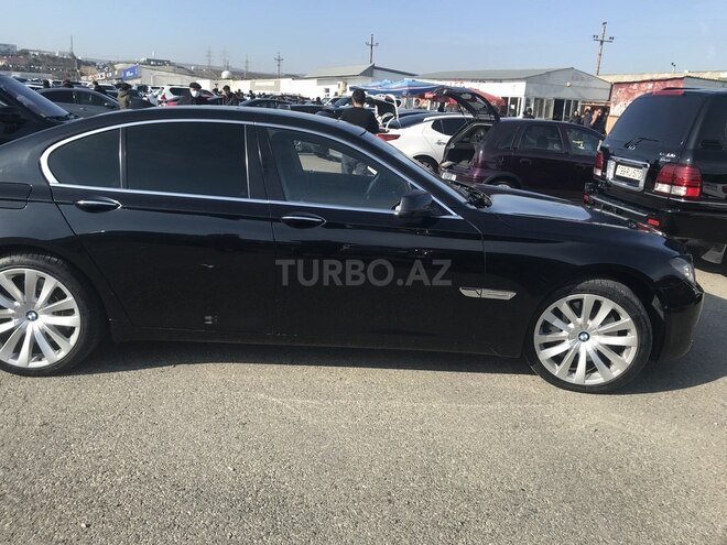 BMW 750 2010, 135,000 km - 4.4 l - Bakı