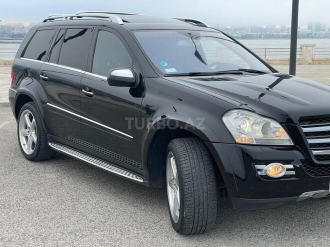 Mercedes GL 550 2009, 230,000 km - 5.5 л - Bakı
