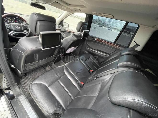 Mercedes GL 550 2009, 230,000 km - 5.5 л - Bakı