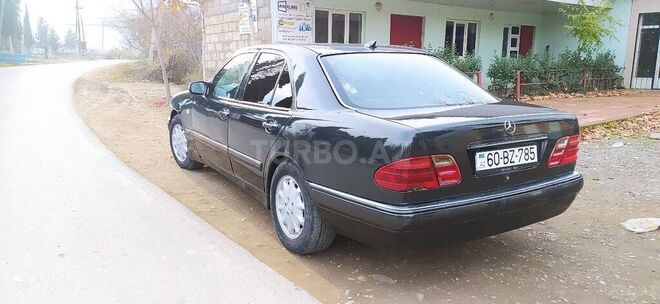 Mercedes E 280 1996, 457,000 km - 2.8 л - Tovuz