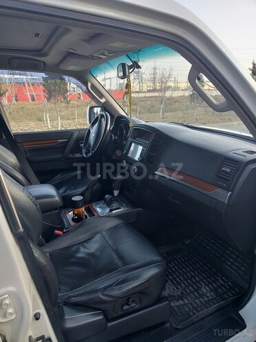Mitsubishi Pajero 2008, 140,000 km - 3.0 l - Bakı