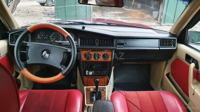 Mercedes 190 1991, 252,369 km - 2.0 l - Sumqayıt
