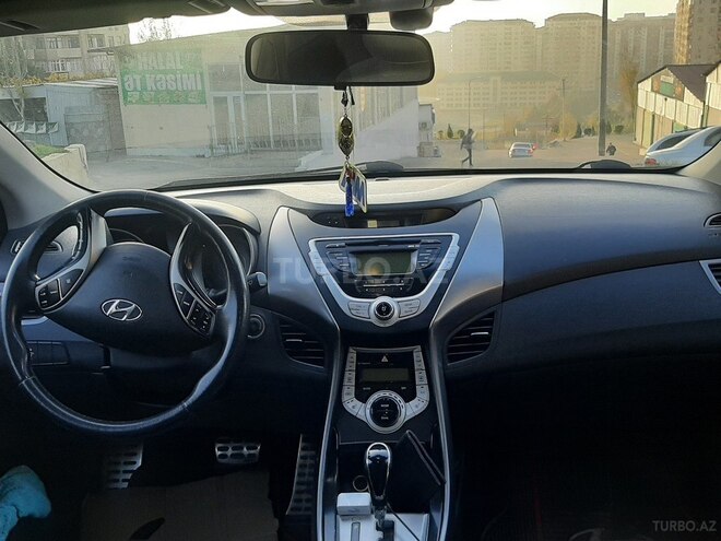 Hyundai Elantra 2011, 197,000 km - 1.8 l - Bakı