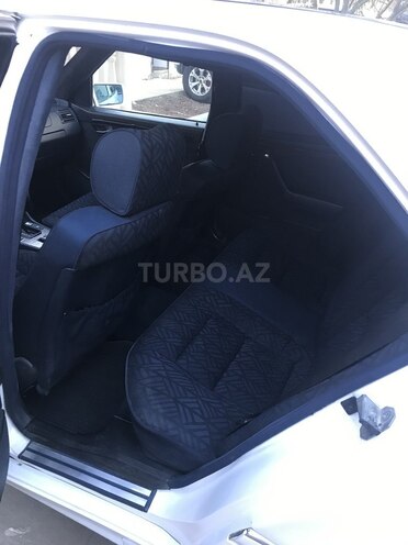 Mercedes C 220 1993, 300,000 km - 2.2 л - Xırdalan