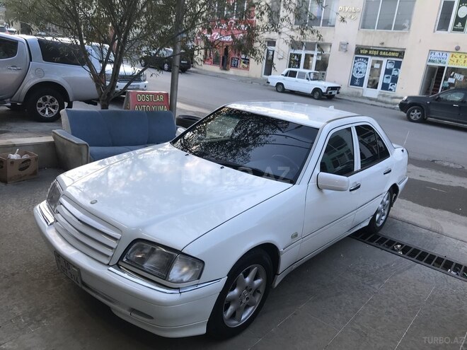 Mercedes C 220 1993, 300,000 km - 2.2 л - Xırdalan