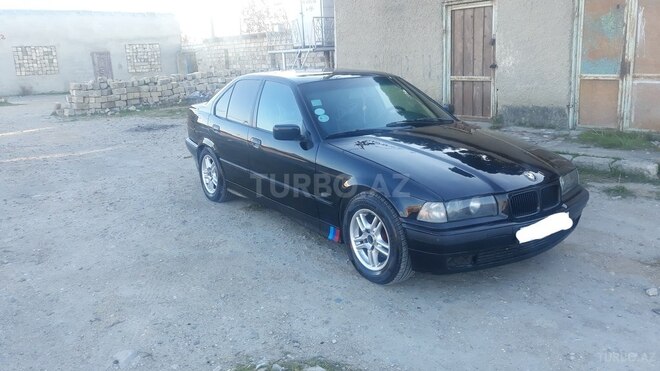 BMW 318 1996, 289,000 km - 1.8 l - Sumqayıt