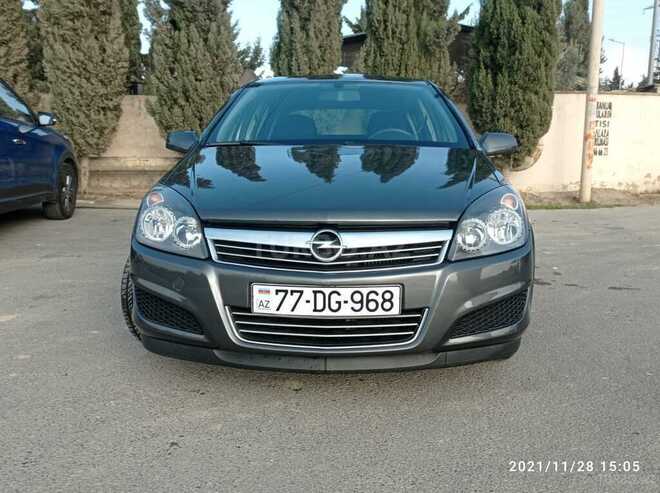 Opel Astra 2009, 215,000 km - 1.3 l - Bakı