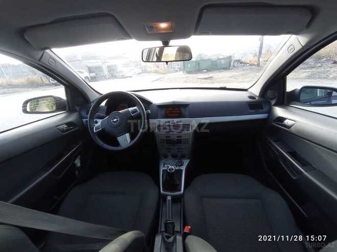 Opel Astra 2009, 215,000 km - 1.3 l - Bakı