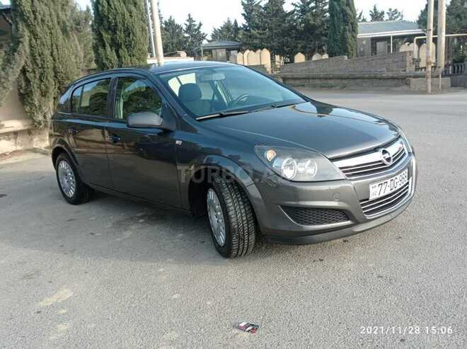 Opel Astra 2009, 215,000 km - 1.3 l - Bakı