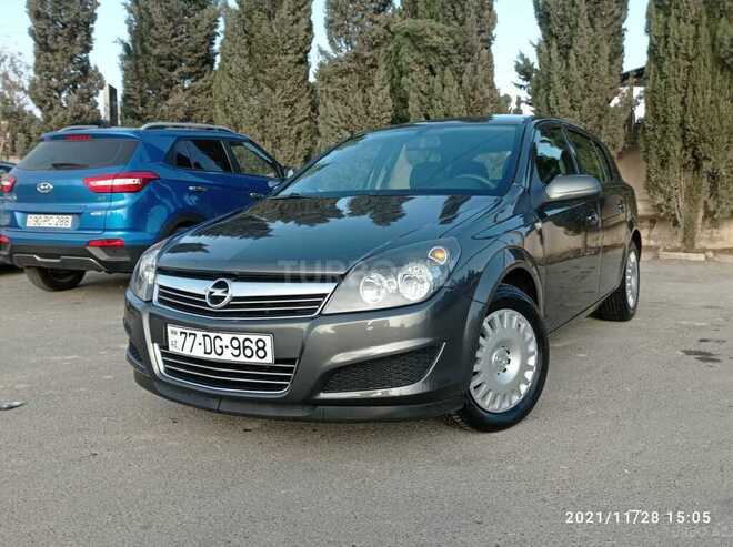 Opel Astra 2009, 215,000 km - 1.3 l - Bakı