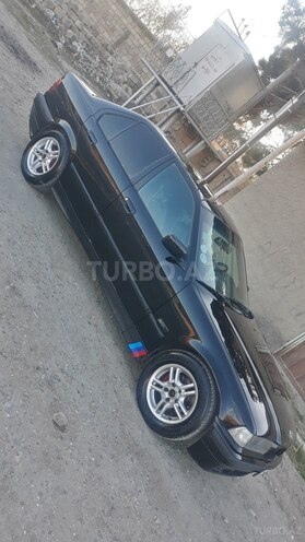 BMW 318 1996, 289,000 km - 1.8 l - Sumqayıt