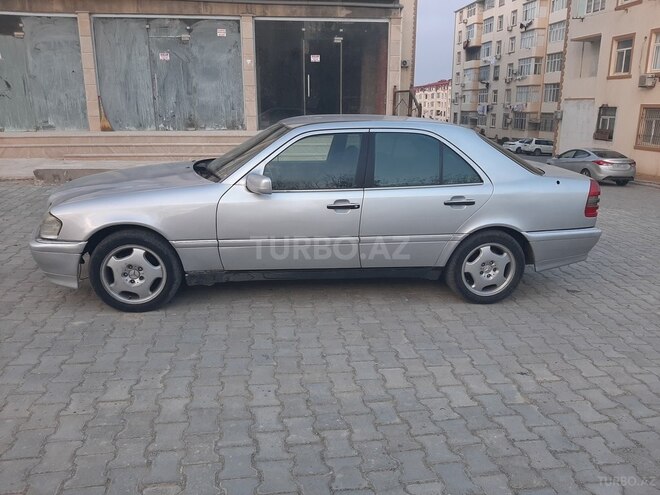 Mercedes C 180 1994, 245,000 km - 1.8 л - Bakı