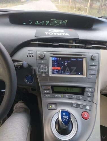 Toyota Prius 2013, 110,000 km - 1.8 l - Bakı