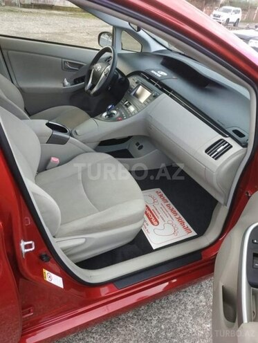Toyota Prius 2013, 110,000 km - 1.8 l - Bakı