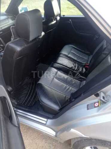 Mercedes C 230 2000, 260,000 km - 2.3 l - Bakı