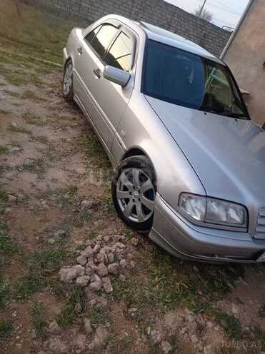 Mercedes C 230 2000, 260,000 km - 2.3 l - Bakı