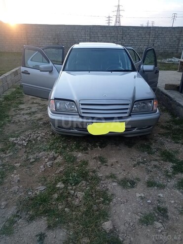 Mercedes C 230 2000, 260,000 km - 2.3 l - Bakı