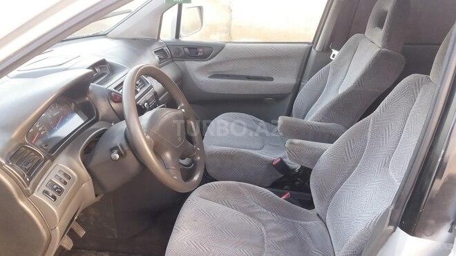 Mitsubishi  1999, 360,000 km - 2.4 л - Bakı