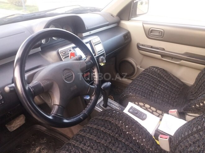 Nissan X-Trail 2001, 234,000 km - 2.0 l - Qusar