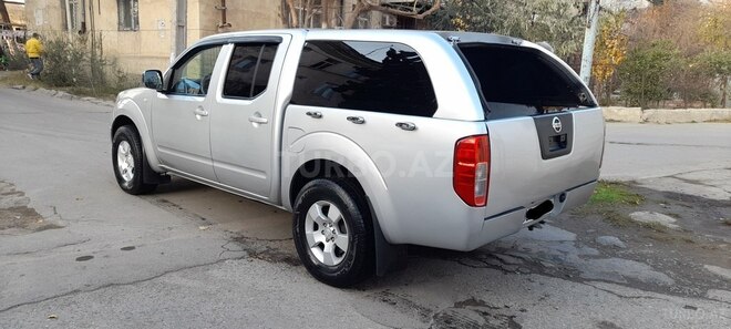 Nissan Navara 2008, 300,000 km - 2.5 l - Bakı