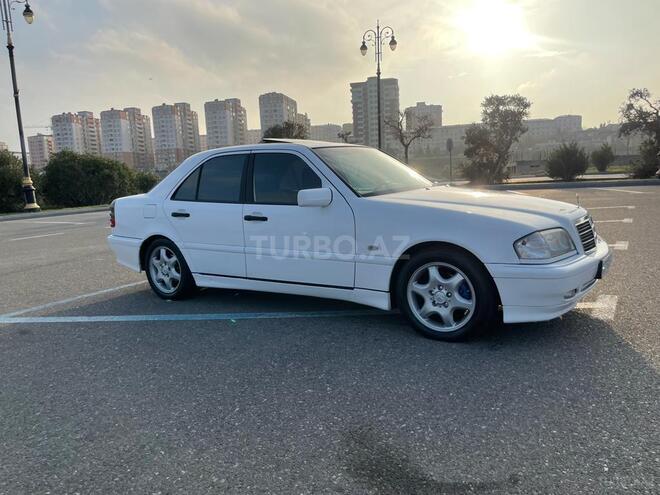 Mercedes C 200 1997, 282,000 km - 2.0 l - Bakı