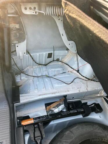 Mercedes C 200 1997, 282,000 km - 2.0 l - Bakı
