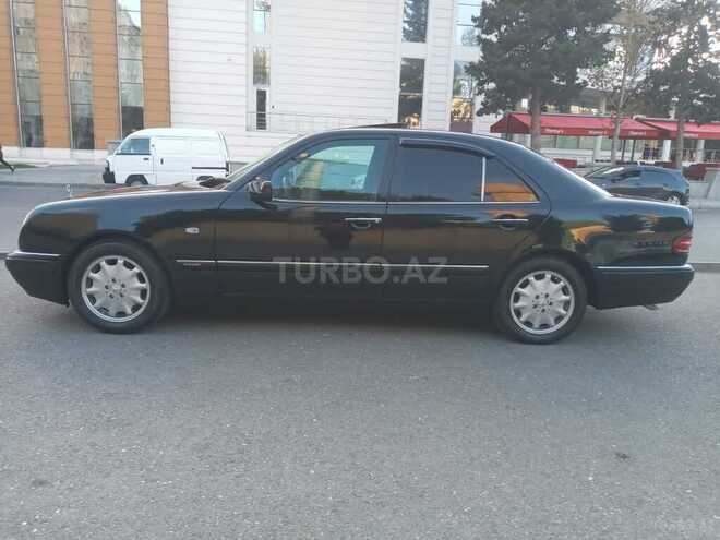 Mercedes E 240 1998, 418,000 km - 2.4 l - Bakı
