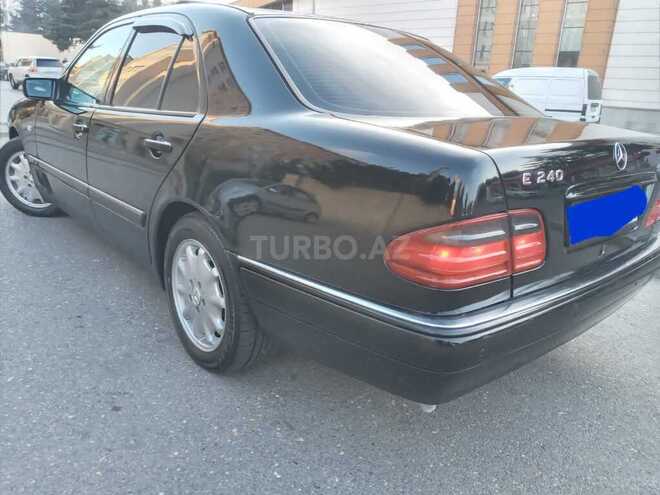 Mercedes E 240 1998, 418,000 km - 2.4 l - Bakı