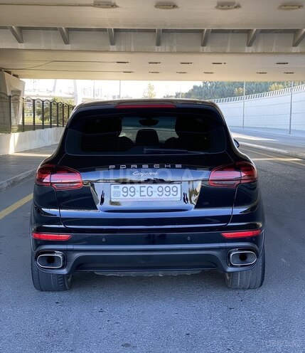 Porsche Cayenne 2016, 65,800 km - 3.6 л - Bakı