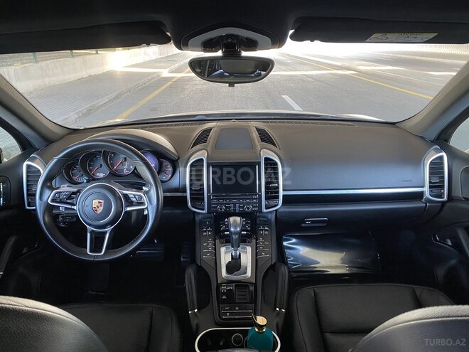 Porsche Cayenne 2016, 65,800 km - 3.6 л - Bakı