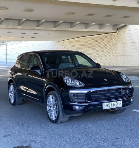 Porsche Cayenne 2016, 65,800 km - 3.6 л - Bakı