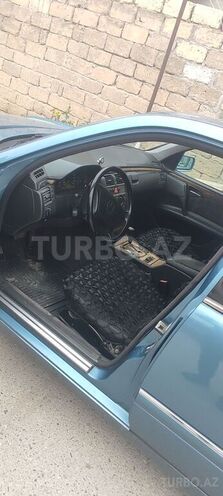 Mercedes E 240 1998, 404,640 km - 2.4 l - Sumqayıt