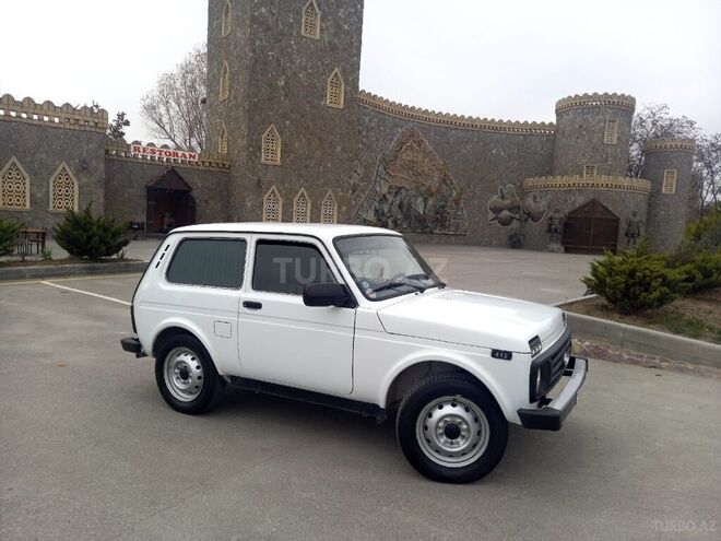 LADA (VAZ) Niva 2015, 61,000 km - 1.7 л - Quba