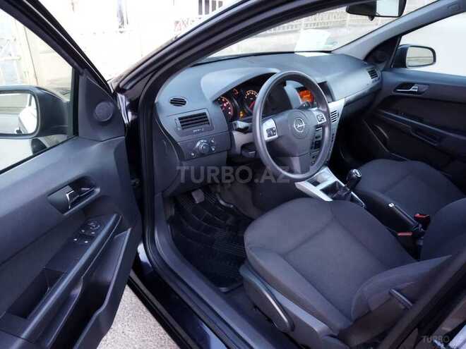 Opel Astra 2009, 130,000 km - 1.4 l - Bakı