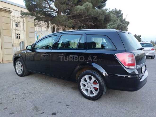 Opel Astra 2009, 130,000 km - 1.4 l - Bakı