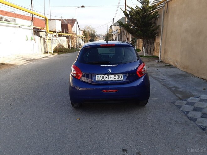 Peugeot 208 2013, 135,200 km - 1.6 l - Bakı