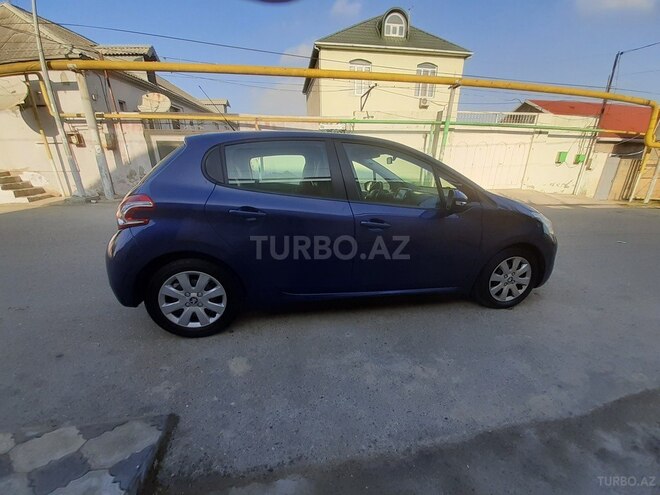 Peugeot 208 2013, 135,200 km - 1.6 l - Bakı