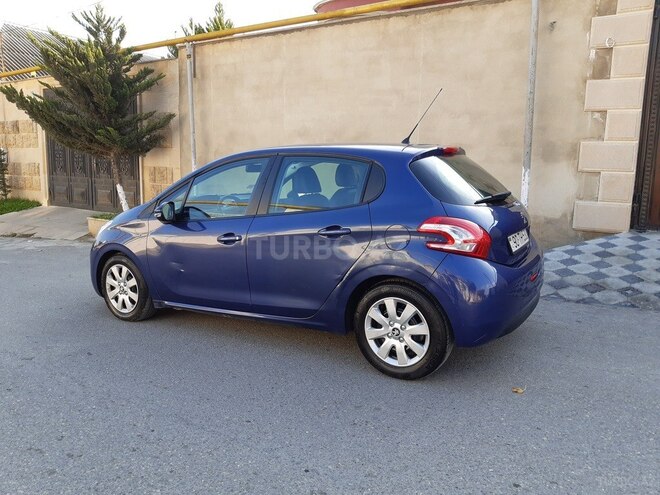 Peugeot 208 2013, 135,200 km - 1.6 l - Bakı