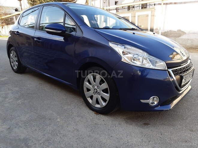 Peugeot 208 2013, 135,200 km - 1.6 l - Bakı