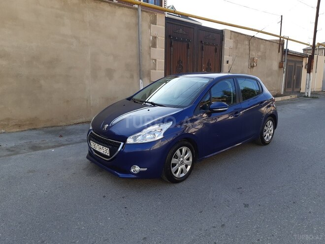 Peugeot 208 2013, 135,200 km - 1.6 l - Bakı