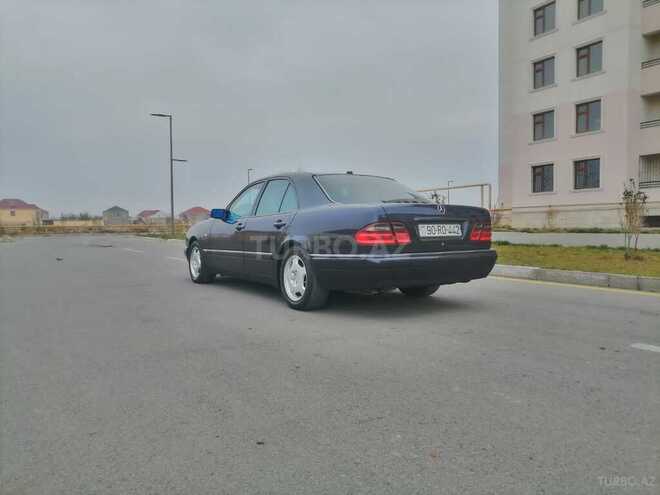 Mercedes E 240 1998, 339,000 km - 2.4 л - Bakı