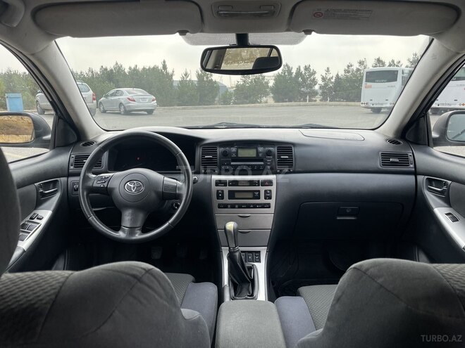 Toyota Corolla 2005, 237,000 km - 1.4 l - Bakı