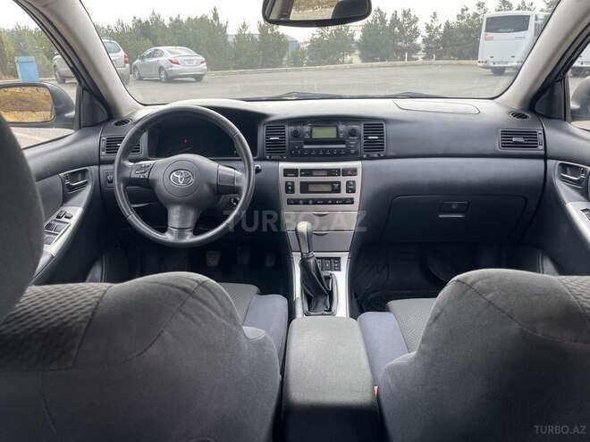 Toyota Corolla 2005, 237,000 km - 1.4 l - Bakı