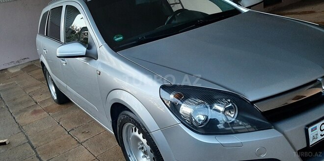 Opel Astra 2006, 218,000 km - 1.6 l - Bakı