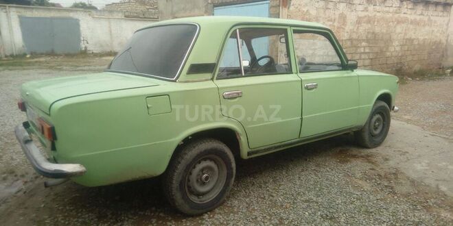 LADA (VAZ) 21011 1980, 300,000 km - 1.6 l - Bakı