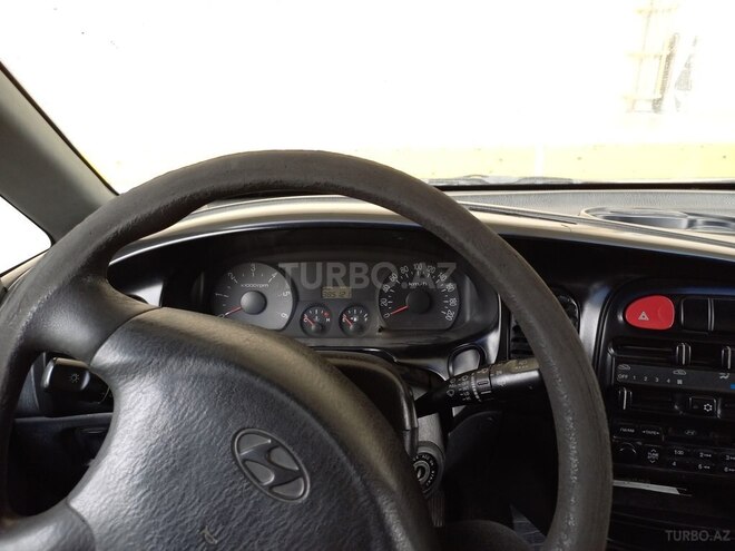 Hyundai H-1 2006, 385,105 km - 2.5 l - Bakı