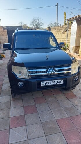 Mitsubishi Pajero 2007, 269,000 km - 3.0 л - Saatlı