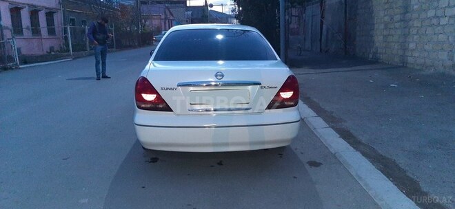Nissan Sunny 2006, 285,000 km - 1.3 l - Gəncə