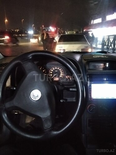 Opel Astra 2000, 400,000 km - 1.6 l - Bakı